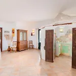 Cozy House In Cannigione