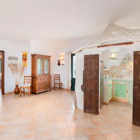Cozy House In Cannigione Dom wakacyjny *