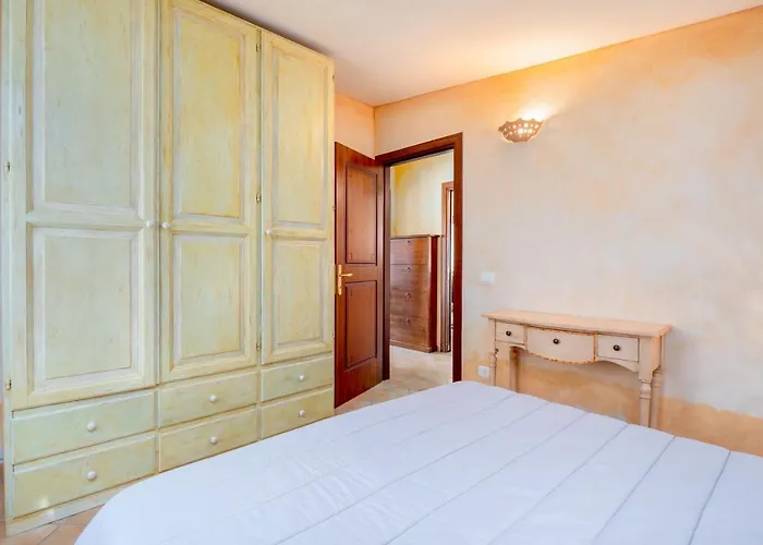 Casa de Férias Cozy House In Cannigione Arzachena