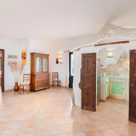 Cozy House In Cannigione