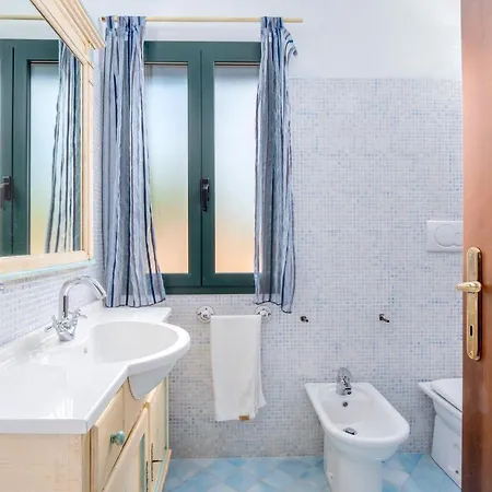 Casa vacanze Cozy House In Cannigione *