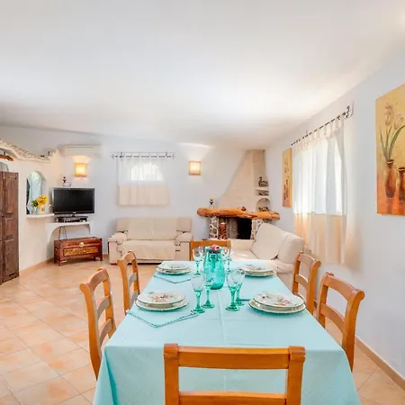 Cozy House In Cannigione Vakantiehuis