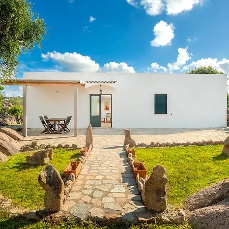 Cozy House In Cannigione Holiday home