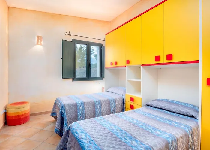 Cozy House In Cannigione Дом отдыха